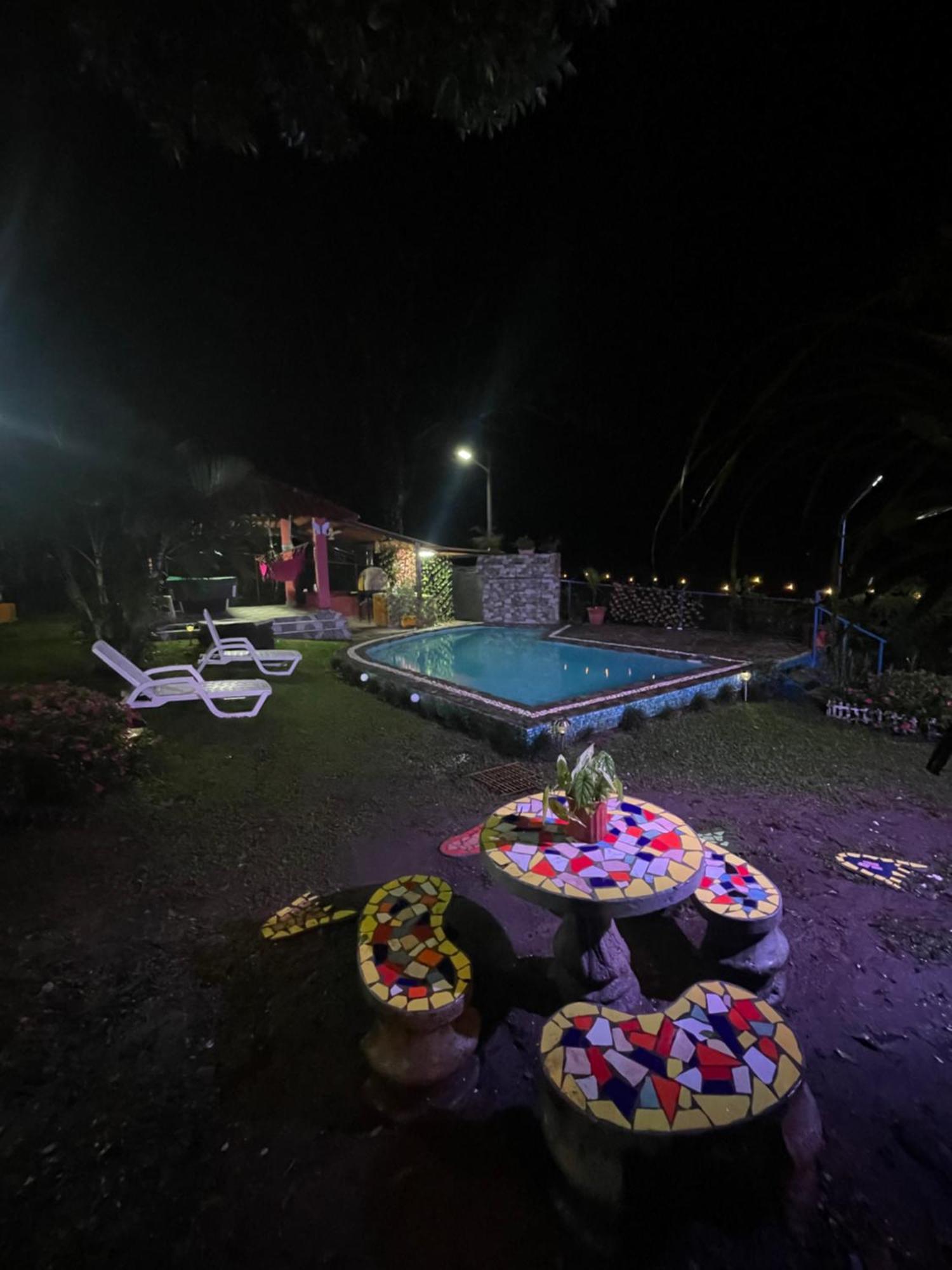 Hostal La India Dormida El Valle de Anton ภายนอก รูปภาพ