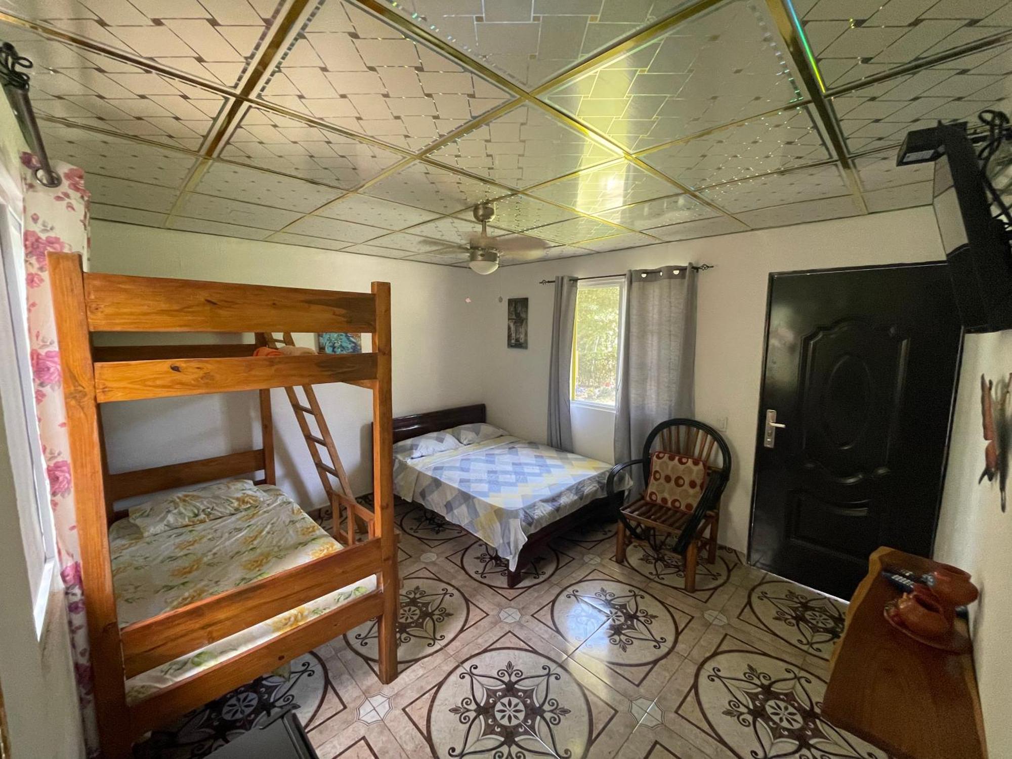 Hostal La India Dormida El Valle de Anton ภายนอก รูปภาพ