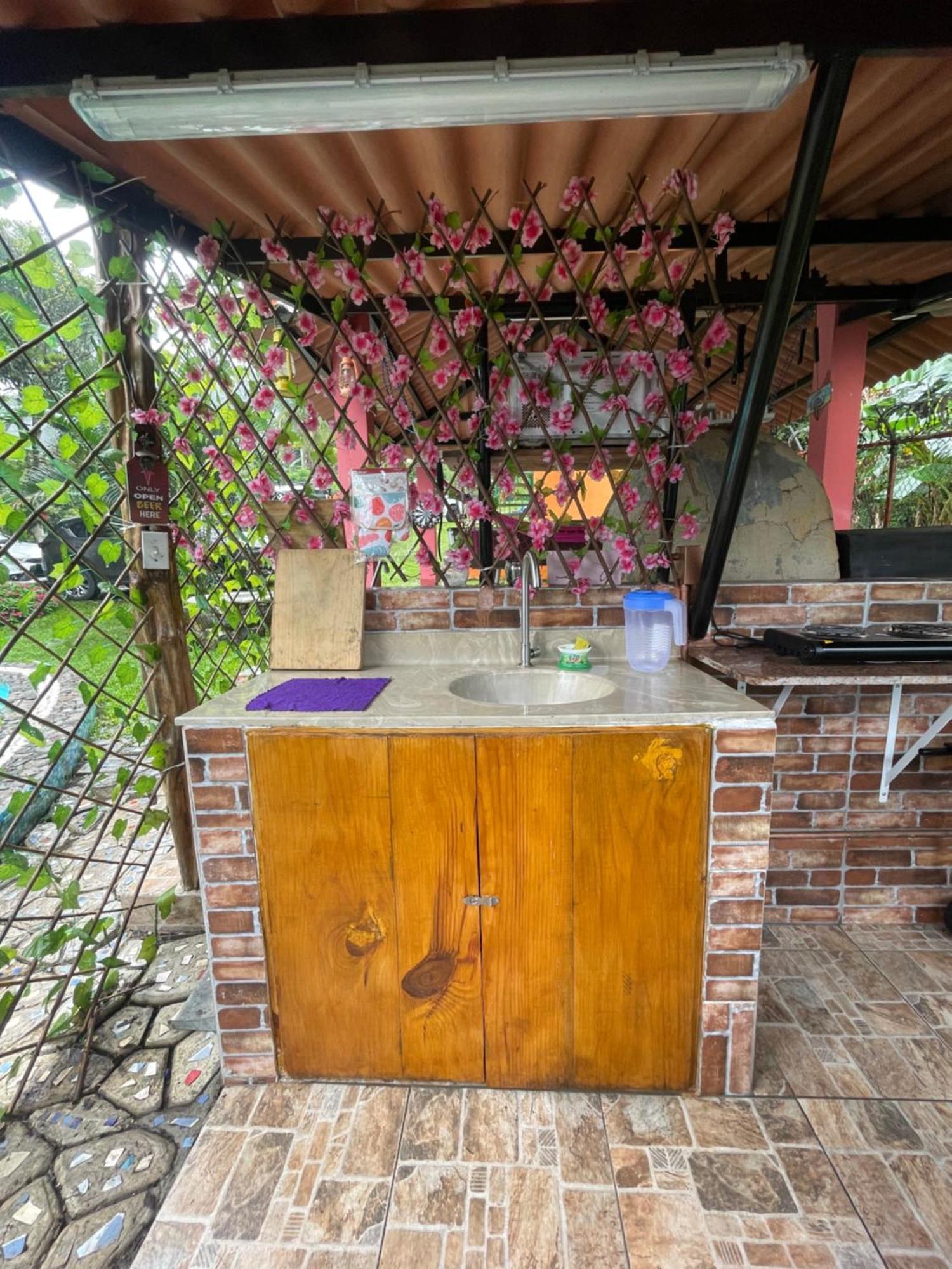 Hostal La India Dormida El Valle de Anton ภายนอก รูปภาพ