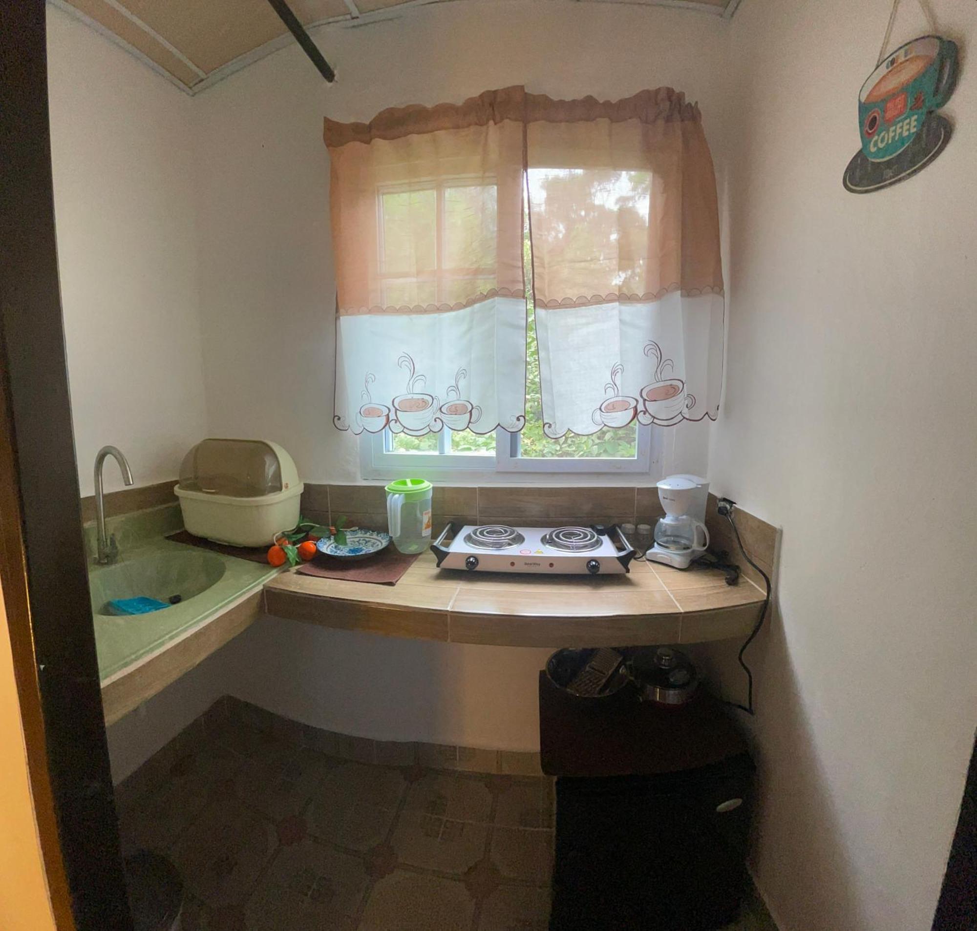 Hostal La India Dormida El Valle de Anton ภายนอก รูปภาพ