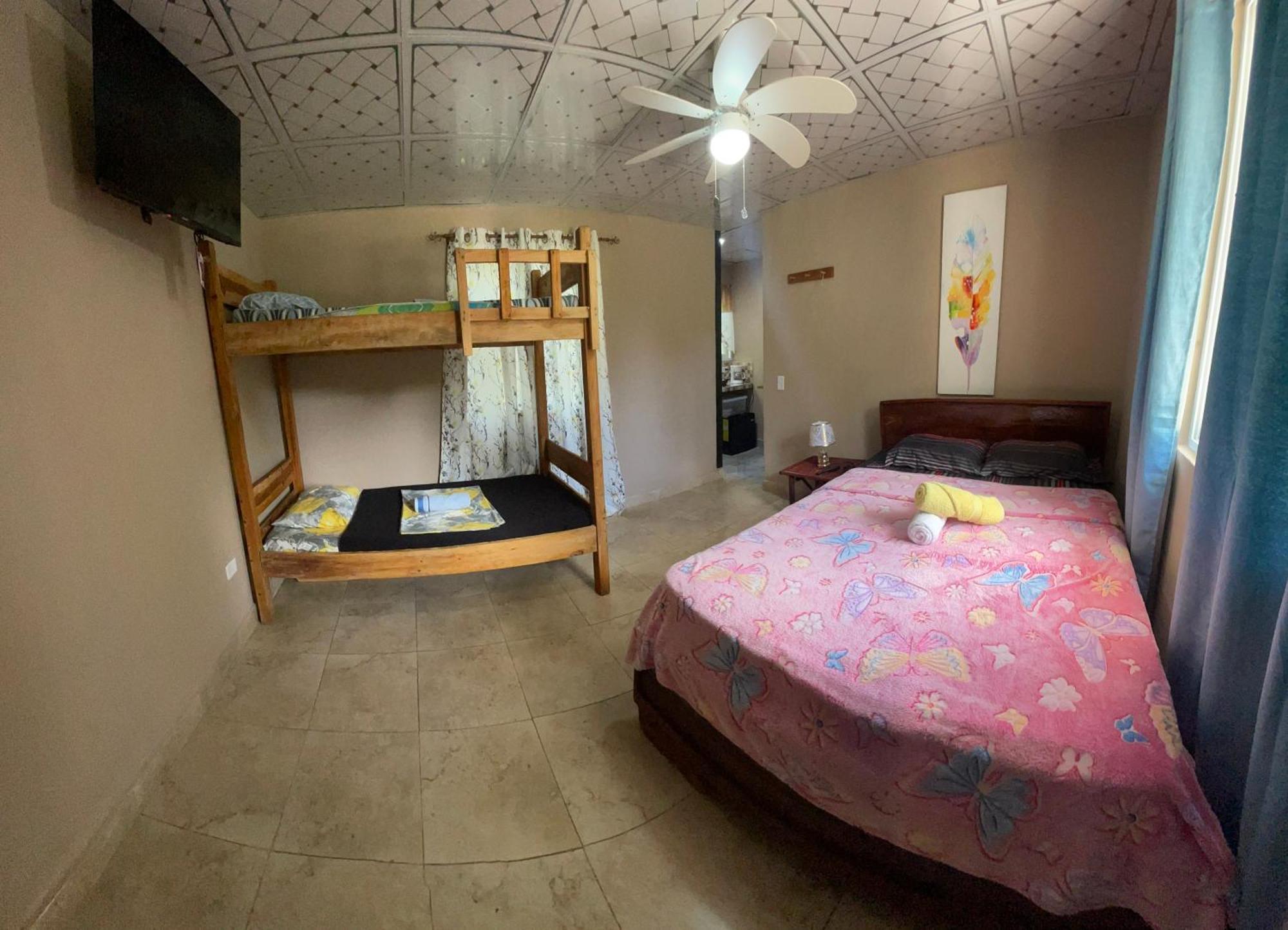 Hostal La India Dormida El Valle de Anton ภายนอก รูปภาพ