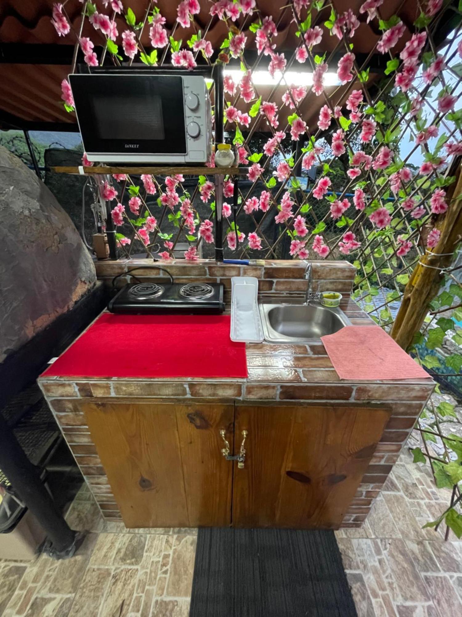 Hostal La India Dormida El Valle de Anton ภายนอก รูปภาพ